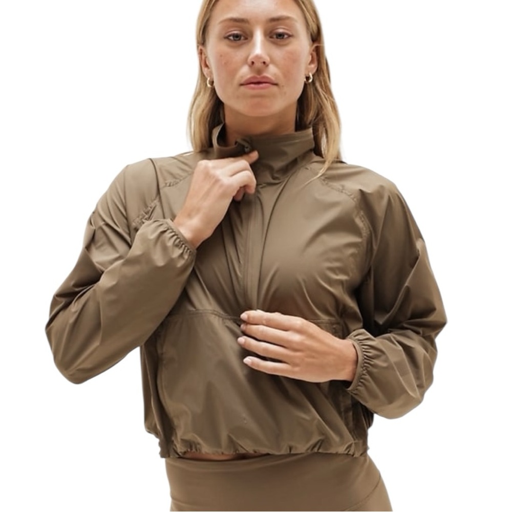 NWT Athleta Expedition Packable Popover - Clay